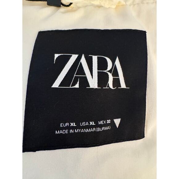 Zara Women’s XL Beige Puffer Vest – Quilted, Lightweight, Zip Front - Picture 4 of 4